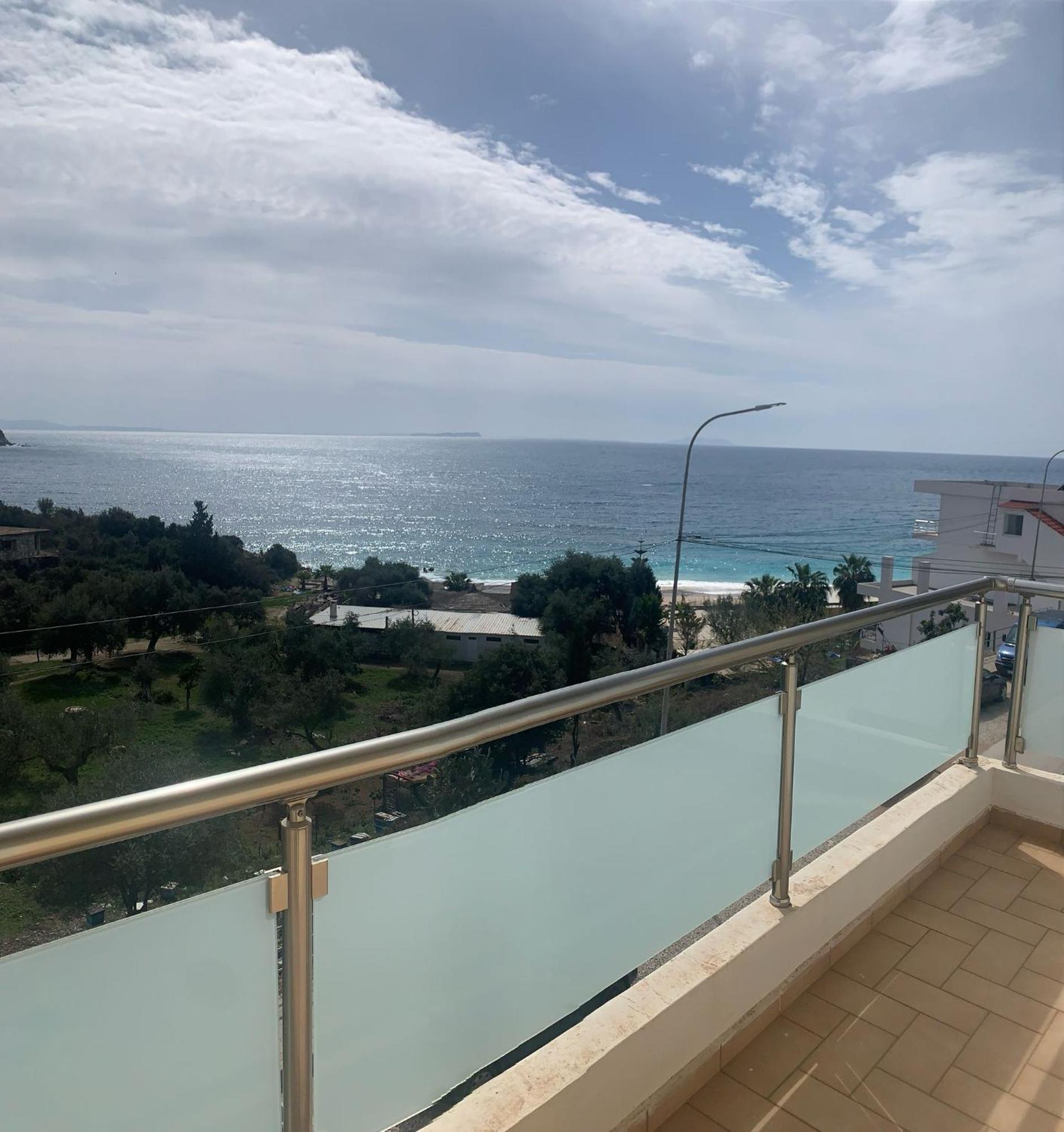 Sunset Views Apartment Himare Exterior photo